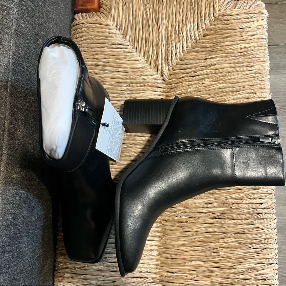 The Drop Black Faux Leather Ibita Ankle Boots 10 - Picture 5 of 13